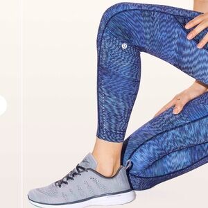 Lululemon Fast & Free 7/8 Tight II *Nulux 25" in Linear Flux Light 🦋